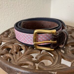 Vineyard Vines Whale Logo Gold Buckle Belt
